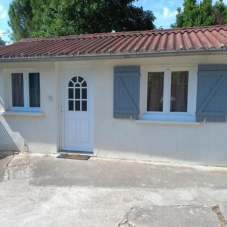 Coquette Maisonnette Бурж Екстериор снимка